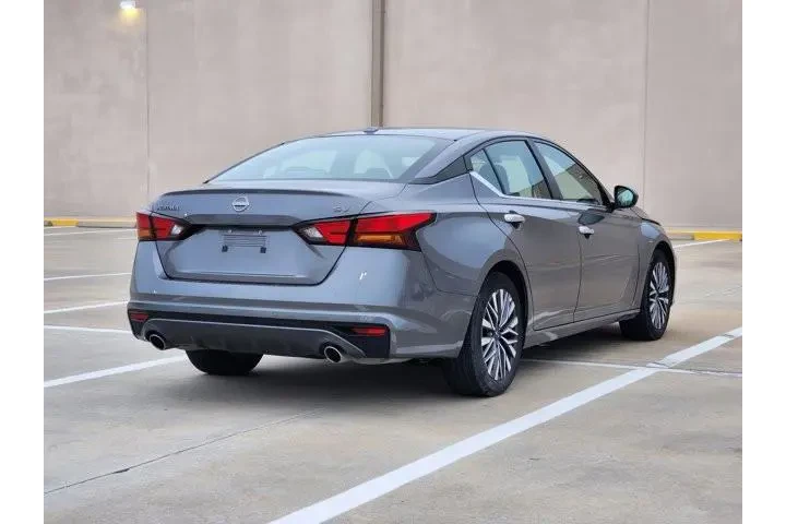 $19543 : Nissan Altima 2024 2.5 SV 4d image 6
