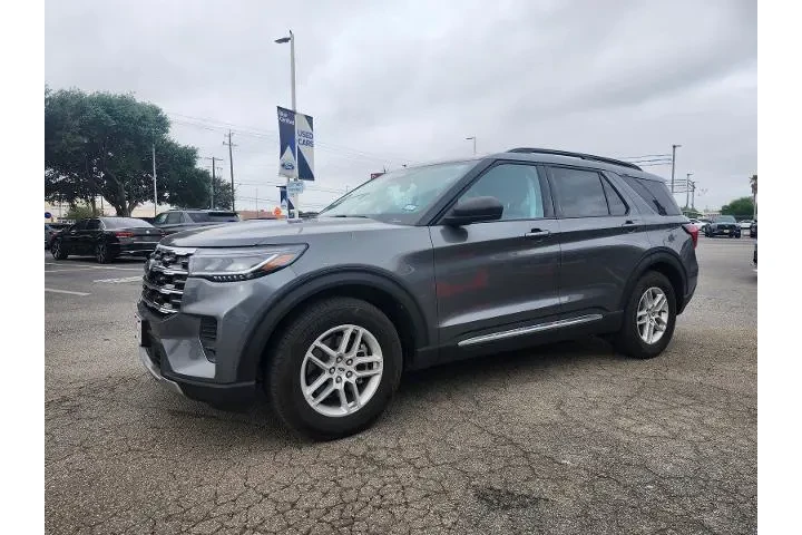 $35998 : Ford Explorer 2025 Active 4d image 6