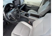 $38500 : Toyota Sienna 2021 AWD XLE 7 thumbnail