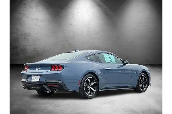 $31762 : Ford Mustang 2025 EcoBoost 2 image 3