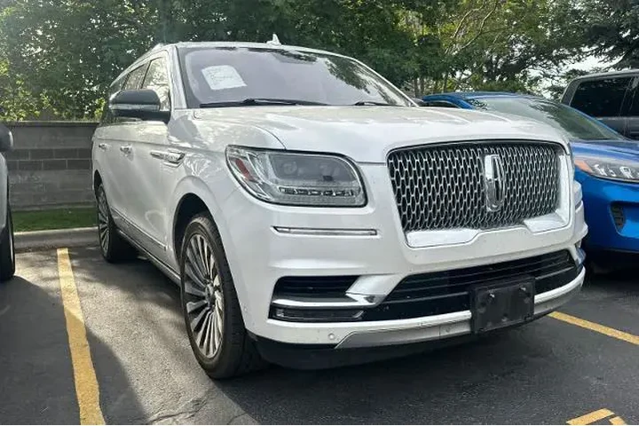 $27995 : Lincoln Navigator 2019 4x4 R image 8