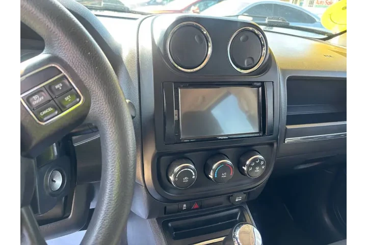 $7999 : 2015 Patriot Sport image 9