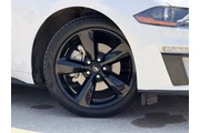 $31900 : Ford Mustang 2021 EcoBoost 2 thumbnail