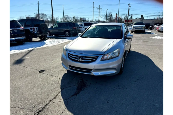 $8980 : 2011 Accord Sdn 4dr I4 Auto SE image 6