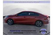 $18627 : Kia Forte 2023 LXS 4dr Sedan thumbnail