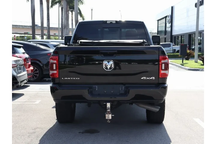 Ram 3500 Limited image 6