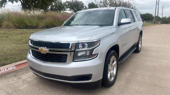 $15950 : 2016 CHEVROLET SUBURBAN2016 C image 2