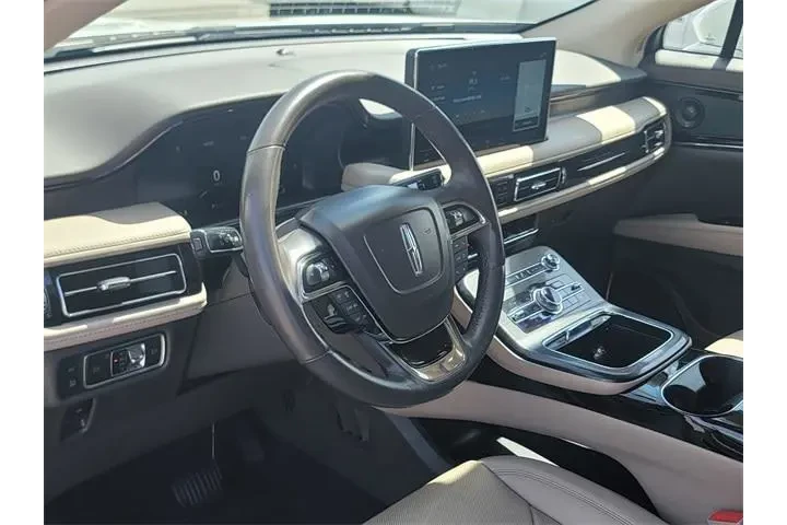 $25991 : Lincoln Nautilus 2021 Reserv image 7
