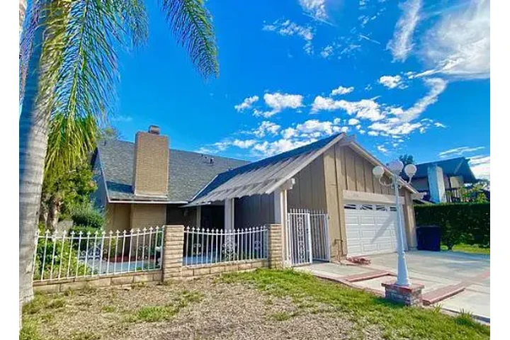 $2800 : ¡Su nueva casa le espera! image 3