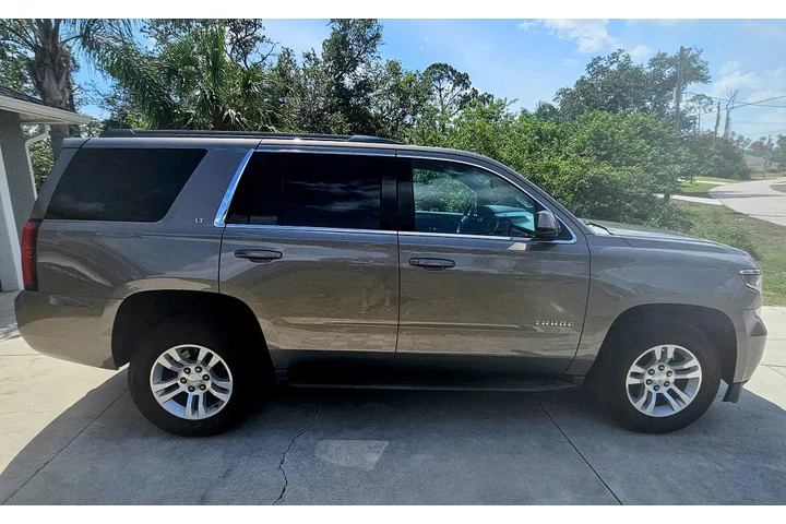$14000 : 2018 Chevy Tahoe LT image 4