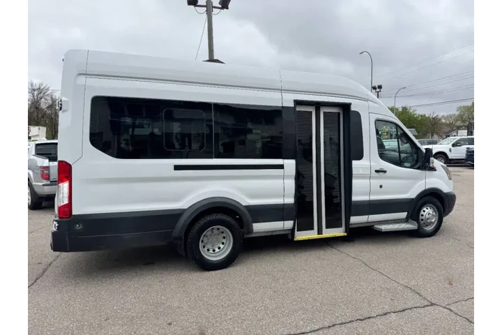 $23990 : 2019 Transit 350 HD XLT image 6