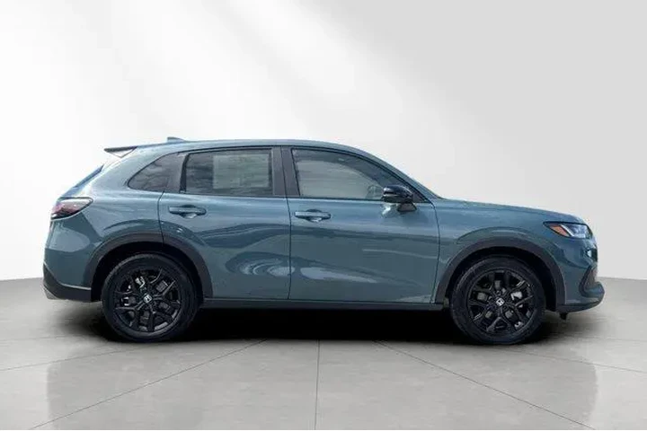$28998 : Honda HR-V 2025 AWD Sport 4d image 3