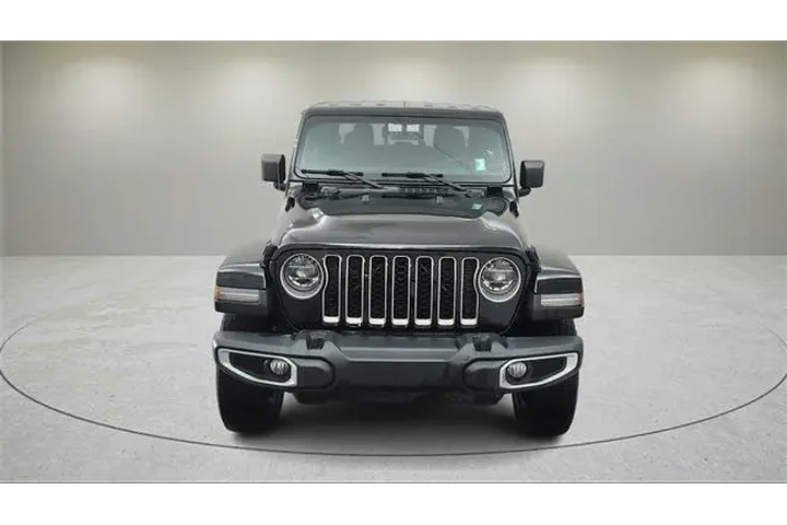 $27999 : Jeep Gladiator 2021 4x4 Over image 2