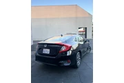 Honda civic título limpi en Los Angeles