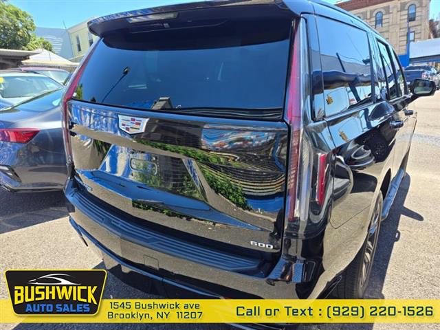 $87995 : Used 2021 Escalade 4WD 4dr Sp image 3