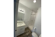 $1250 : Low Income  1309 e. 43 rd thumbnail
