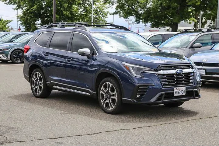 $33991 : Subaru Ascent 2023 AWD Limit image 6