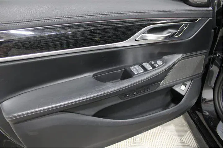 $34922 : BMW 7 Series 2020 740i 4dr S image 6