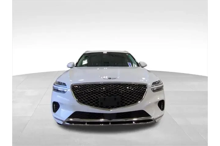 $39764 : Genesis GV70 2024 AWD 2.5T S image 5