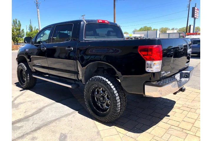 $18990 : 2010 Tundra Tundra-Grade Crew image 4