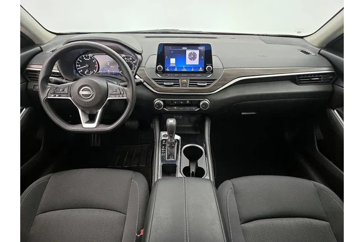$19998 : Nissan Altima 2023 2.5 SV 4d image 9