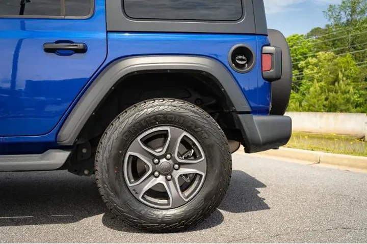 $26987 : Jeep Wrangler Unlimited 2019 image 6