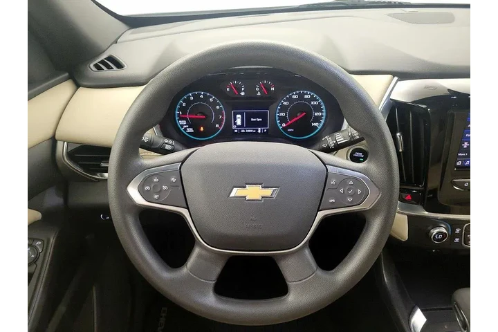 $28998 : Chevrolet Traverse 2023 4x4 image 10