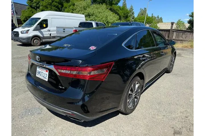 $18000 : Toyota Avalon 2018 XLE 4dr S image 5