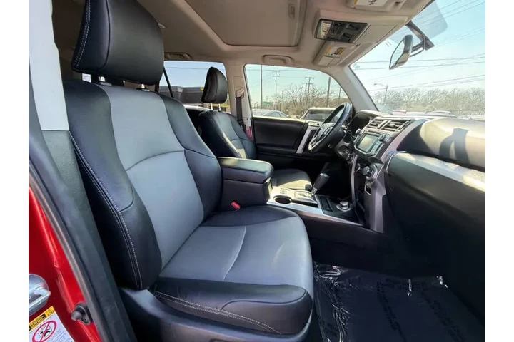 $26495 : 2019 4Runner SR5 Premium image 10