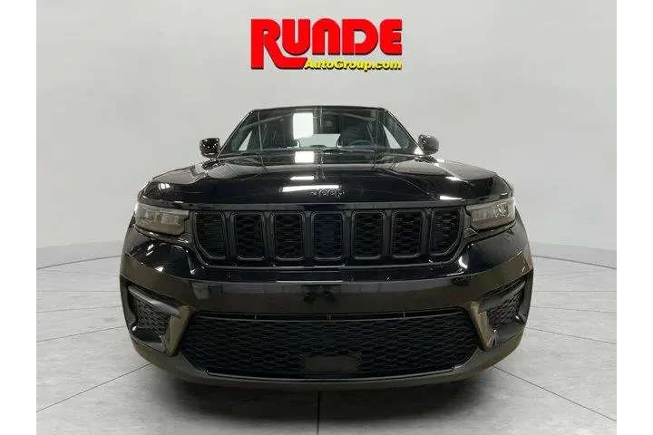 $37482 : Jeep Grand Cherokee 2024 4x4 image 8