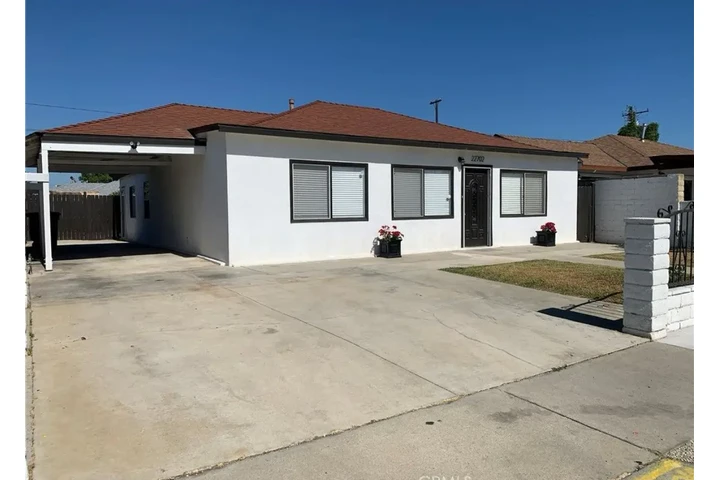 $2400 : Beautiful 3Bedroom House in LA image 2