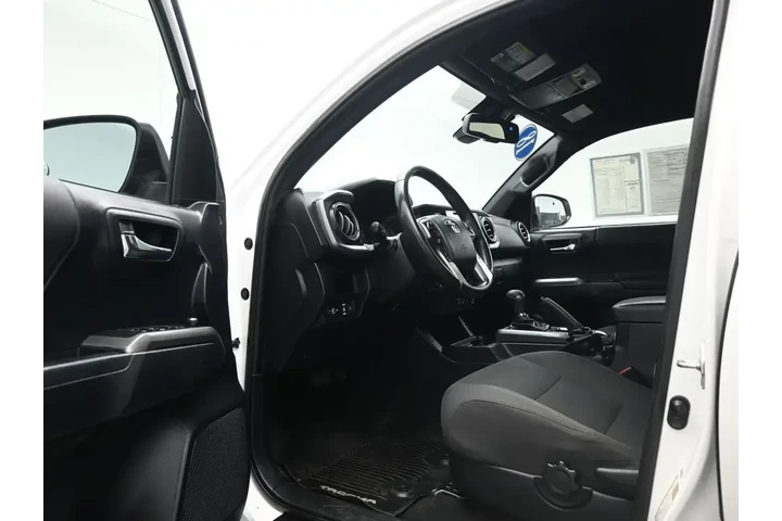 $27500 : Toyota Tacoma 2018 4x4 TRD S image 7