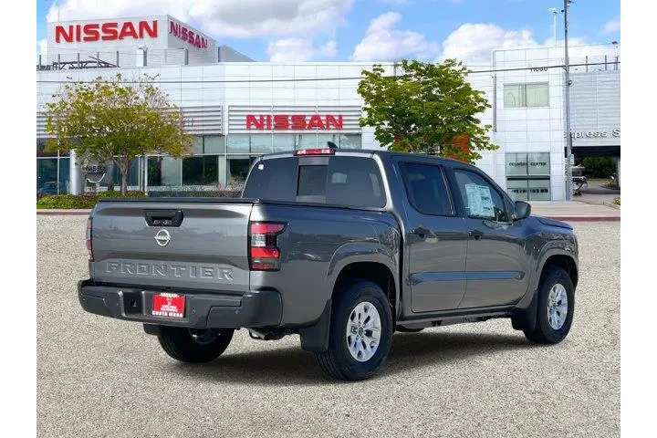 $33950 : Nissan Frontier 2026 4x2 S 4 image 4