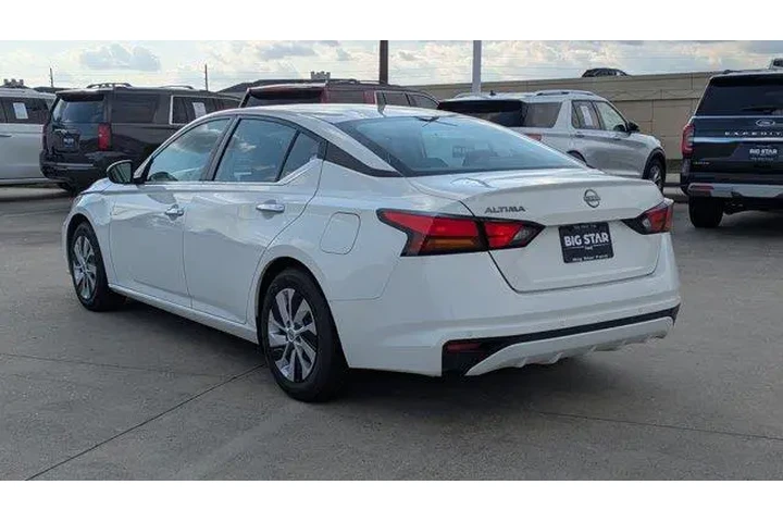 $18499 : Nissan Altima 2024 2.5 S 4dr image 7