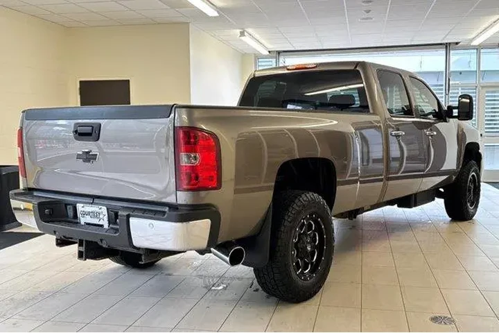 $30566 : Chevrolet Silverado 3500HD 2 image 4