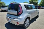 $10999 : PRE-OWNED 2018 KIA SOUL + thumbnail