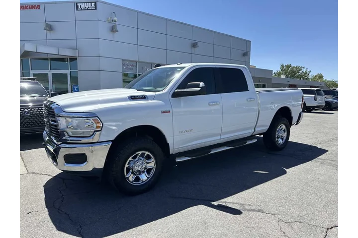 $35710 : 2019 2500 Big Horn image 3