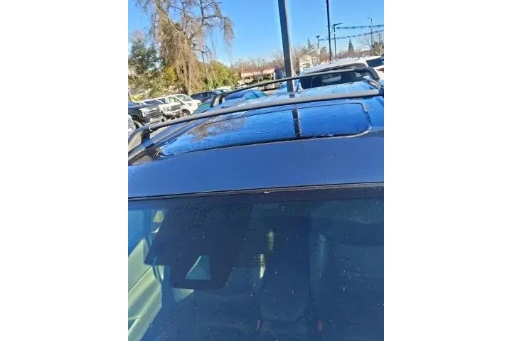 $27988 : Toyota RAV4 2020 AWD XLE Pre image 6