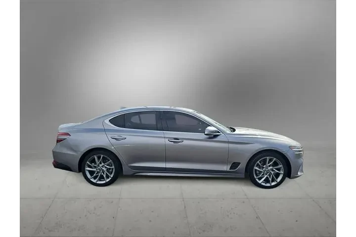 $20900 : Genesis G70 2022 2.0T 4dr Se image 9