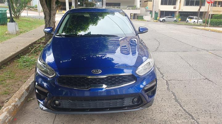 $16500 : Se vende auto Kia Cerato 2020 image 2