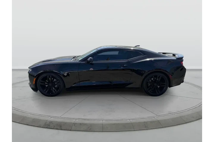 $32298 : Chevrolet Camaro 2018 SS 2dr image 4
