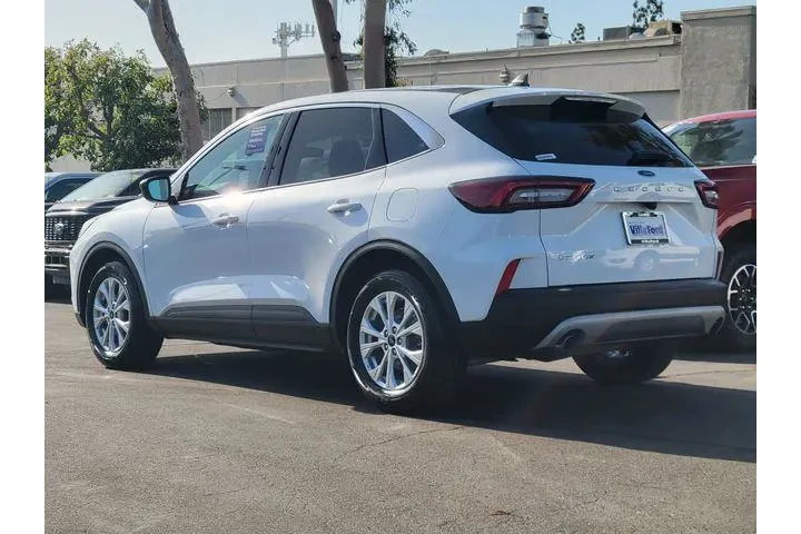 $22900 : Ford Escape 2024 Active 4dr image 2
