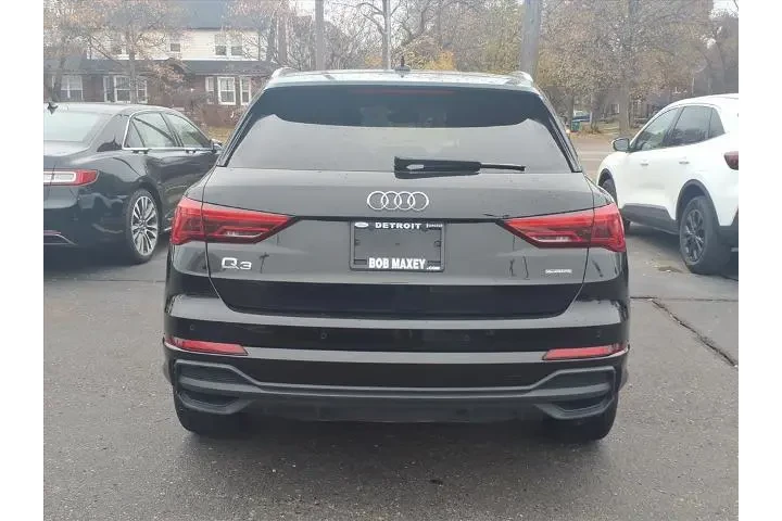 $20395 : Audi Q3 2023 AWD quattro S l image 5