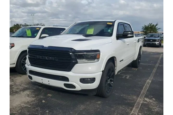 $33997 : Ram 1500 2021 4x4 Laramie 4d image 3