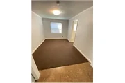 $1600 : Rental property with 3 bedro thumbnail
