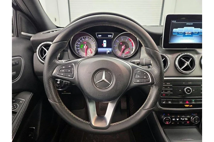 $12998 : Mercedes-Benz GLA 2017 AWD G image 10