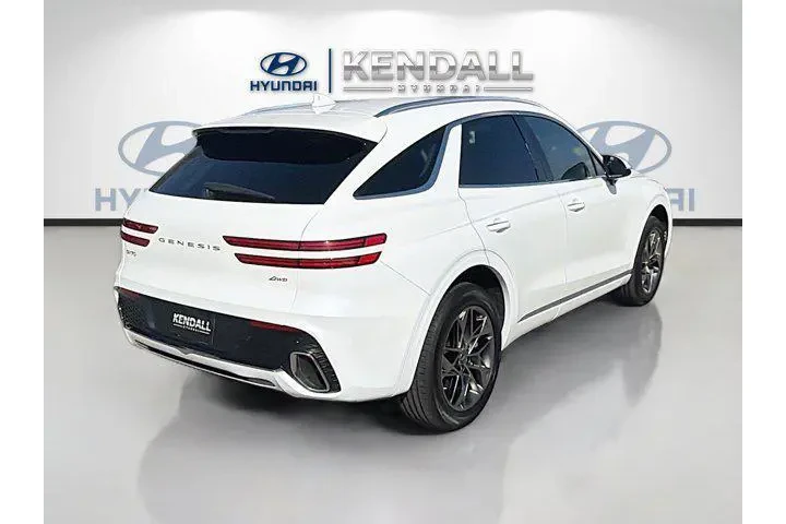 $35997 : Genesis GV70 2025 AWD 2.5T S image 6