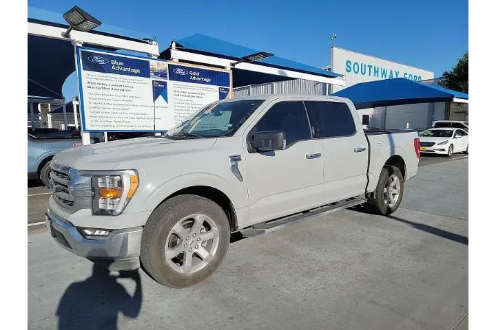 $37995 : Ford F-150 2023 4x2 XL 4dr S image 1