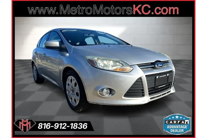 $8989 : 2012 Focus 5dr HB SE image 7