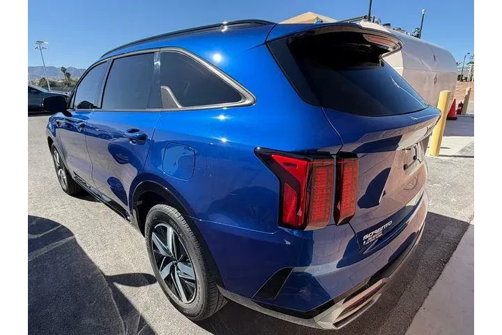 $27988 : Kia Sorento 2023 EX 4dr SUV image 3